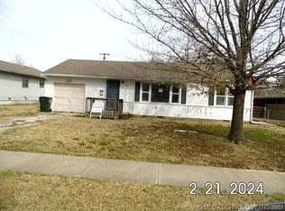 203 W 4th St, Owasso, OK 74055