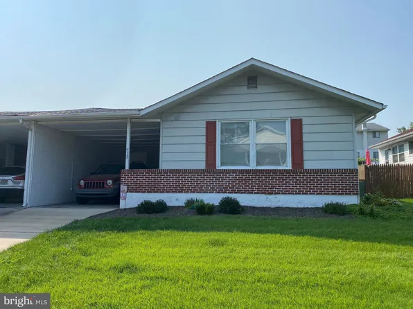 715 Peachtree Rd, Claymont, DE 19703