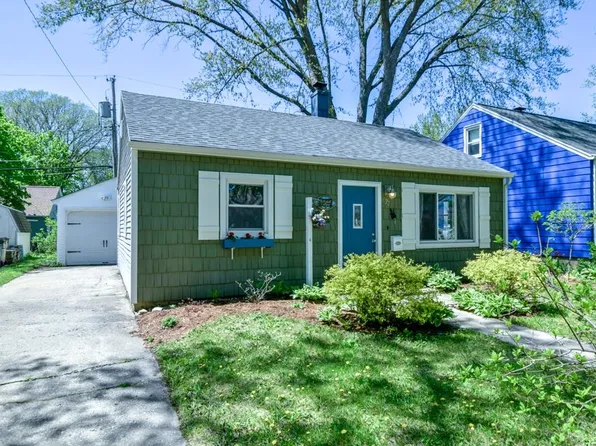 22 Harding St, Madison, WI 53714