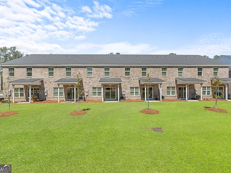 15 Azalea Ln — Photo 45