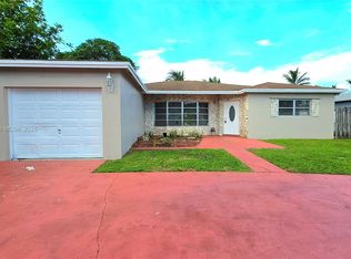 5300 SW 7th Ct, Pompano Beach, FL 33068