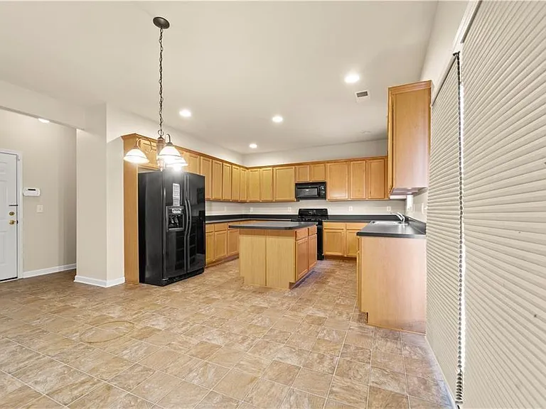 5351 Heyward Pl SW — Photo 26