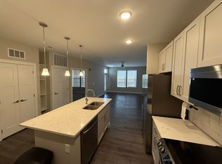 689 S Madison Ave, Greenwood, IN 46142