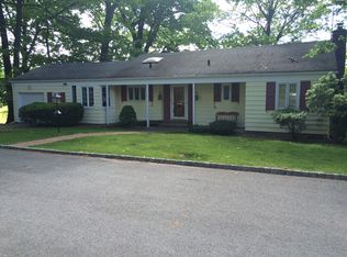 50 Oxholm Ave, Staten Island, NY 10301