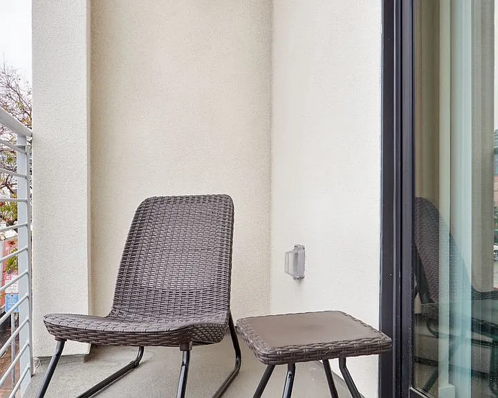 Where Convenience meets Comfort at the Leo — Photo 63