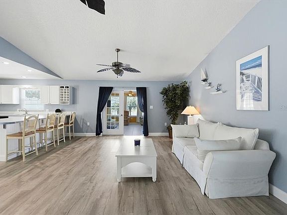 3rd image of 6140 Seagull Ln