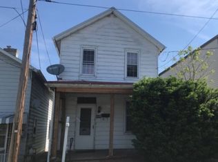 808 Spring St, Mount Pleasant, PA 15666