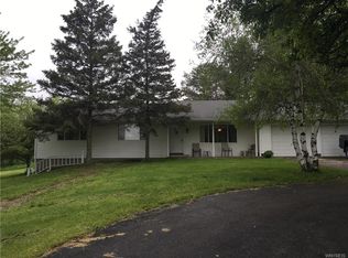 9206 Batavia Stafford Town Rd, Batavia, NY 14020