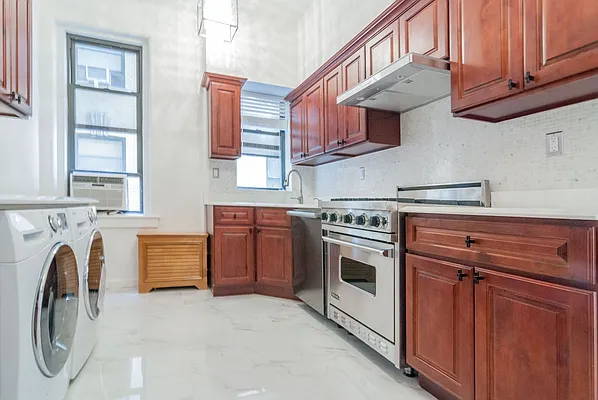 Rented by WAM Partners - William Moses Co. | media 53