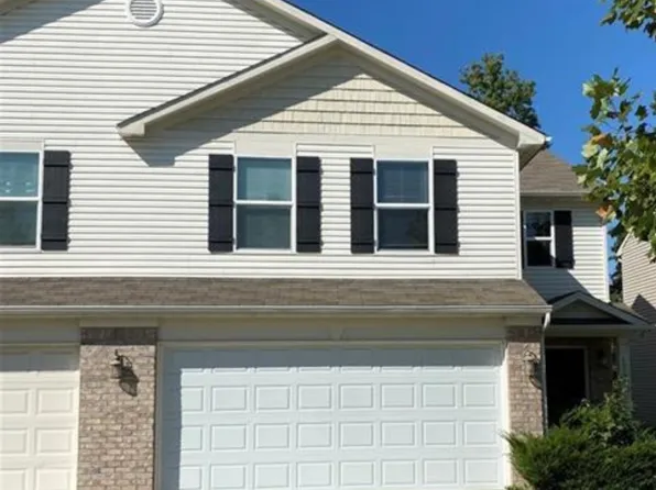 1220 Topp Creek Dr, Indianapolis, IN 46214
