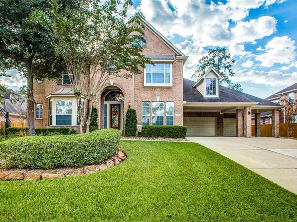 11 Wooded Path Pl, Spring, TX 77382