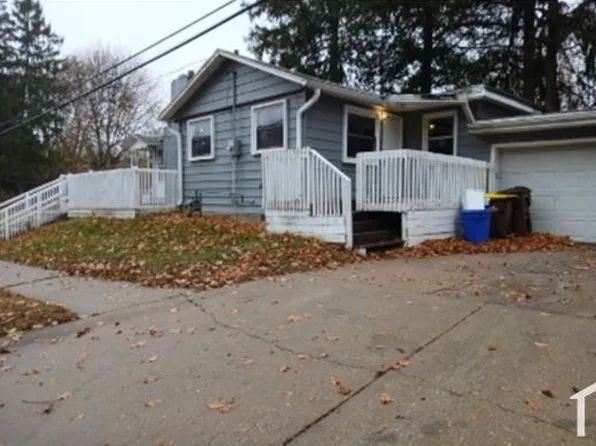 3317 Elm St, Rockford, IL 61102