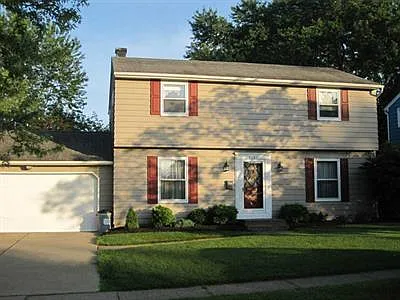 2041 Andover Ln photo 1