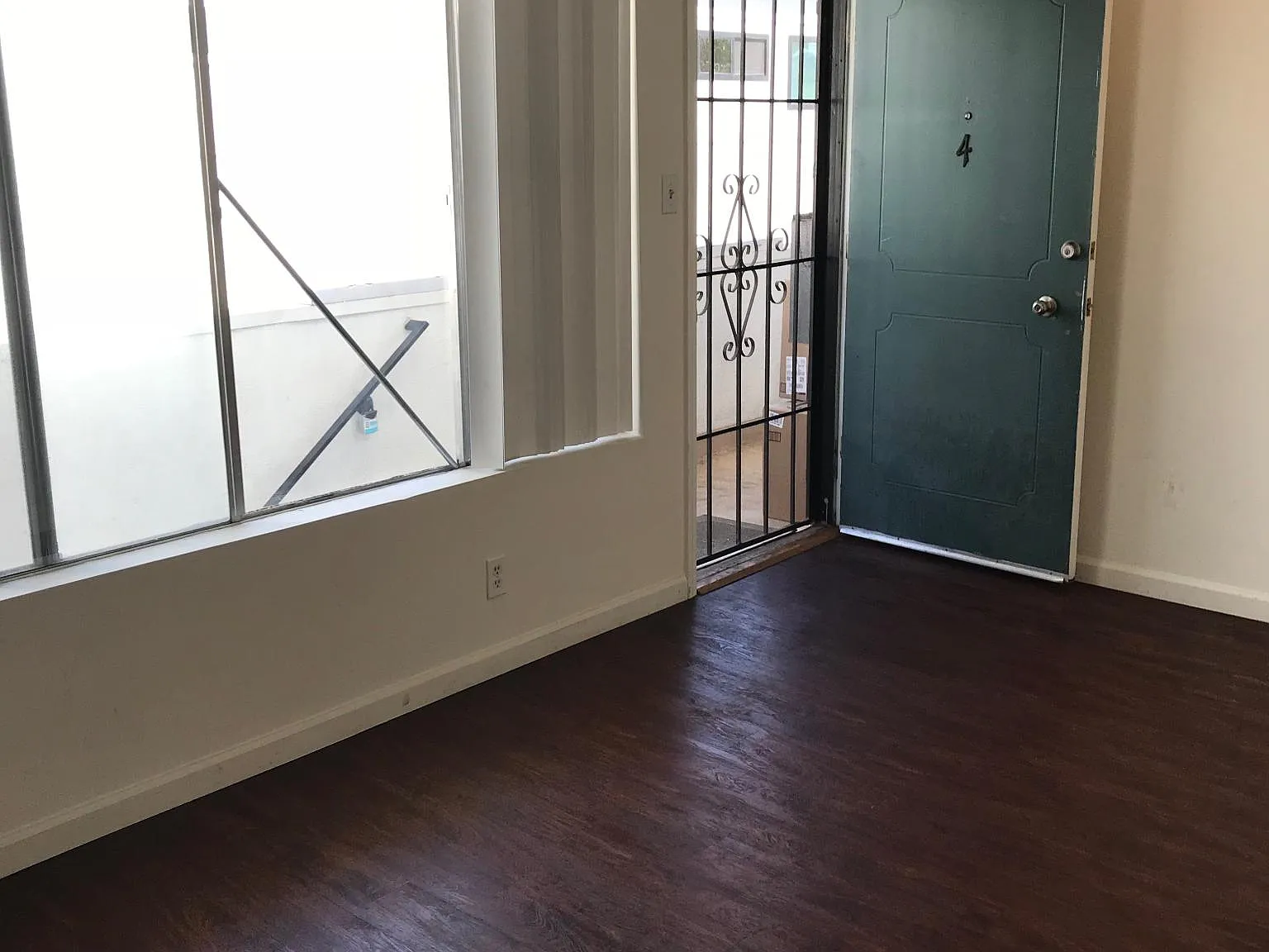 3911 Huron Ave — Photo 4