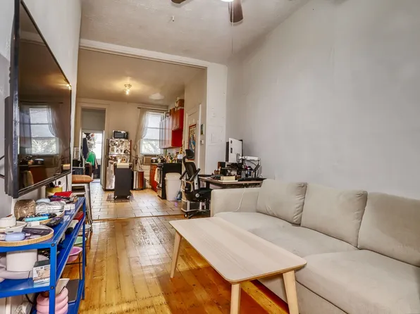 521 Willow Avenue image 6 of 15