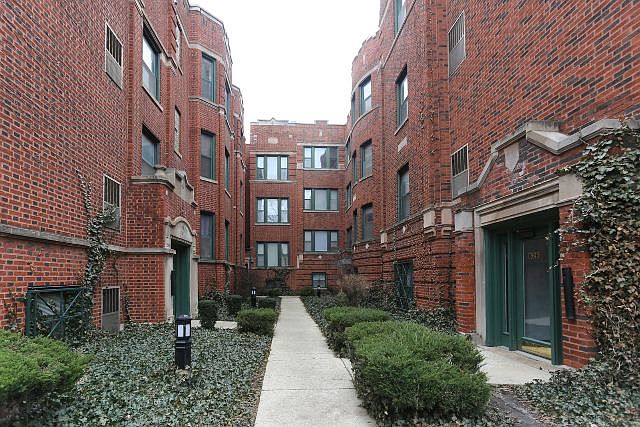 1st image of 630 W Patterson Ave APT 1N