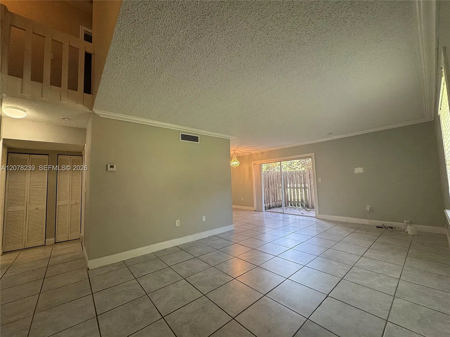 Greenglades Condo 1 — Photo 3