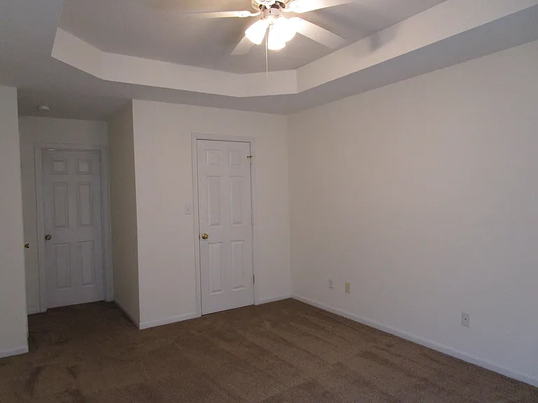 5003 Betty Jean Way — Photo 28