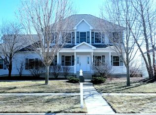 1784 C L Hudson St, Sycamore, IL 60178