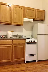 Rented by NYLA Realty