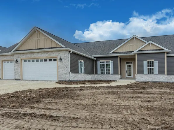 W198N4901 Hickory STREET, Menomonee Falls, WI 53051