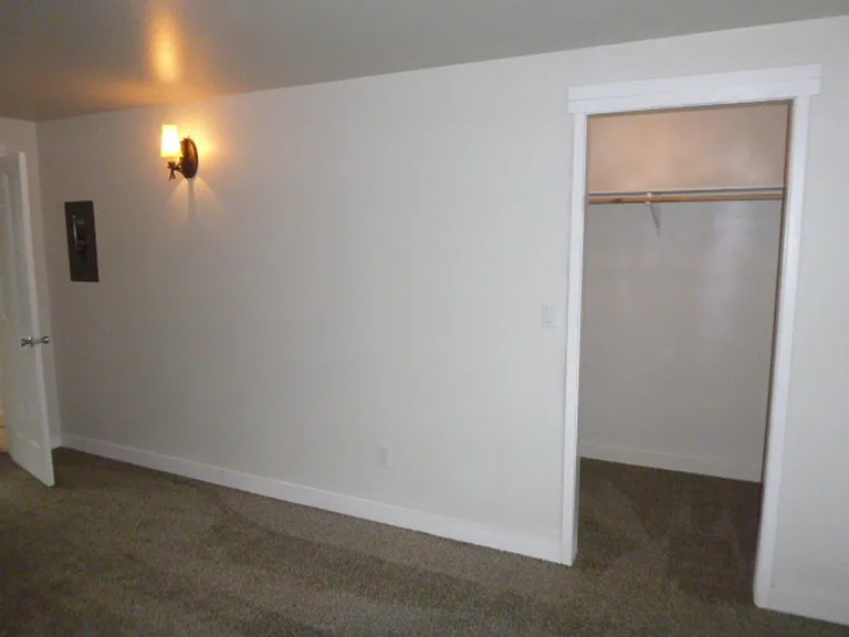 781 Ocean Shores Blvd NW — Photo 5