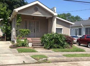 105 Metairie Ct, Metairie, LA 70001