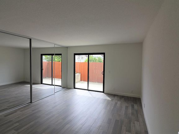5th image of 1304 Stanley Ave APT 4