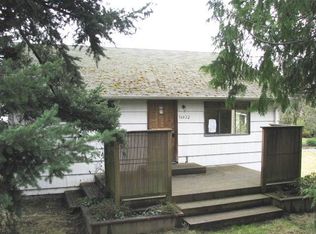 16422 Sylvester Rd SW, Burien, WA 98166