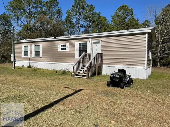 595 Baby Ln, Jesup, GA 31546