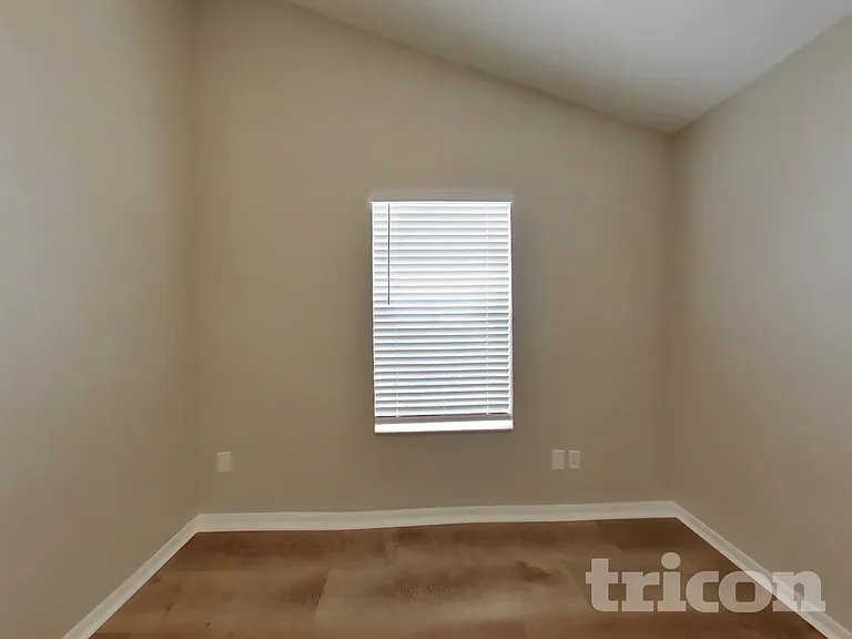 1623 Chatham Cir — Photo 10