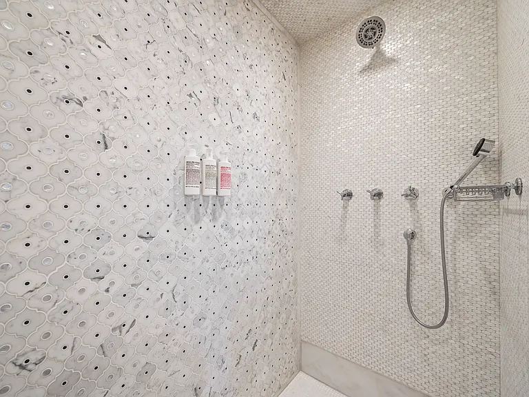 10 E 14th St #PENTHOUSE — Photo 42