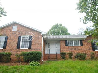 4212 Lord Jeff Dr, Greensboro, NC 27405