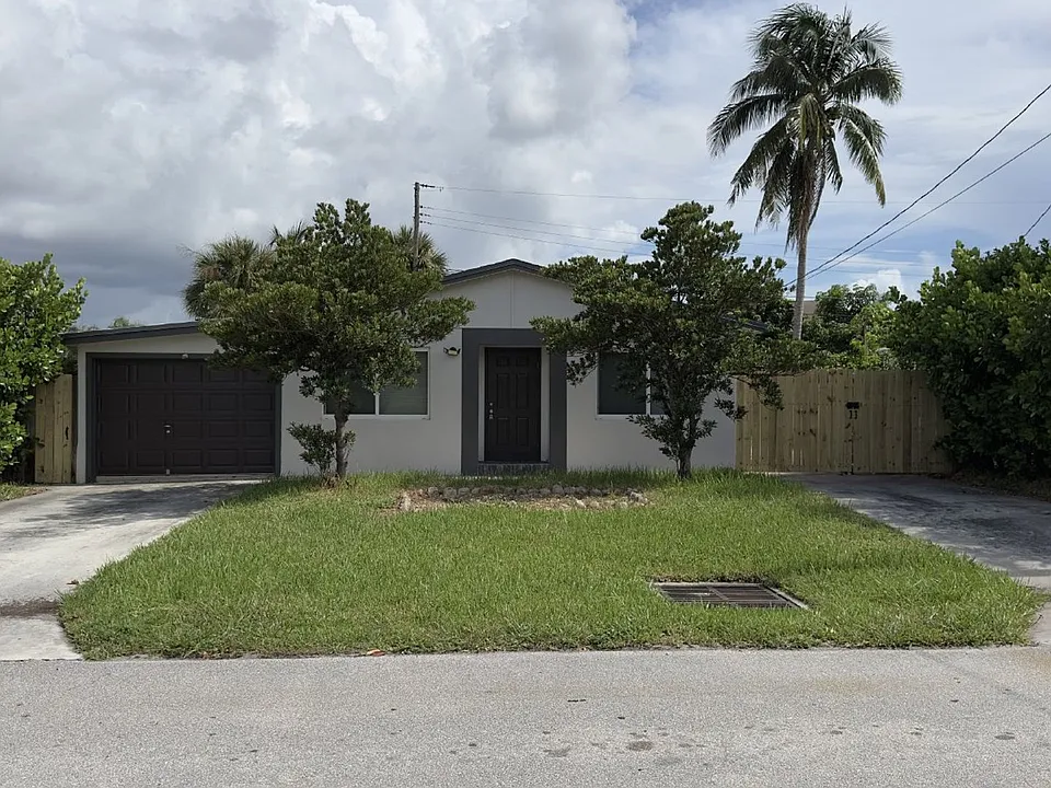 3603 William St