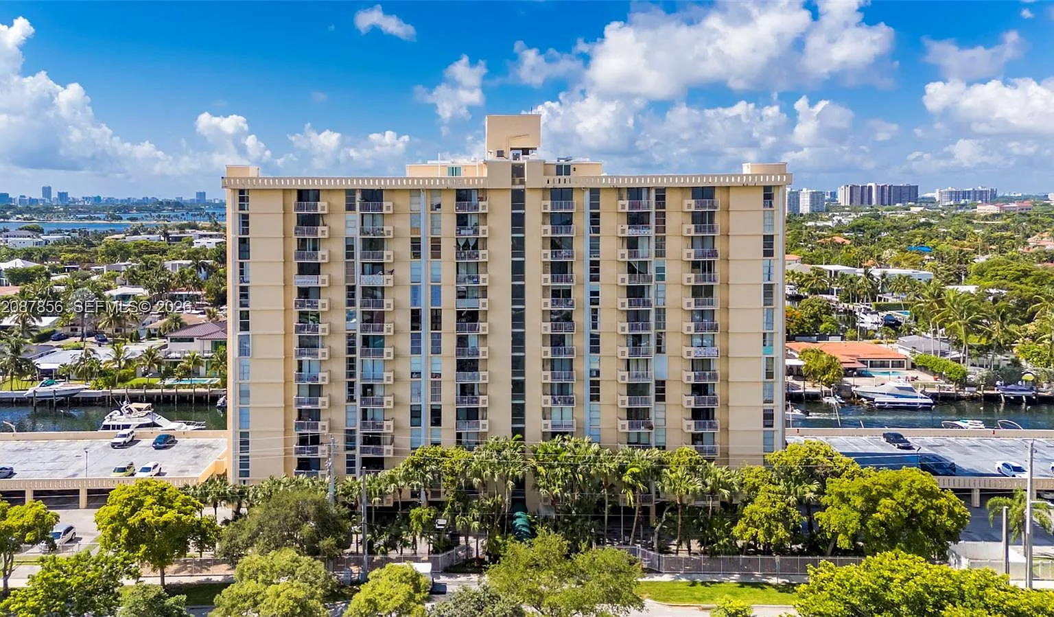 Vecino Del Mar Condo — Photo 1