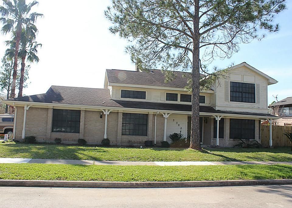 1st image of 3302 Larkwood Ln