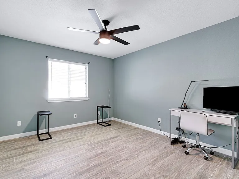 9815 Lockberry Ln — Photo 26