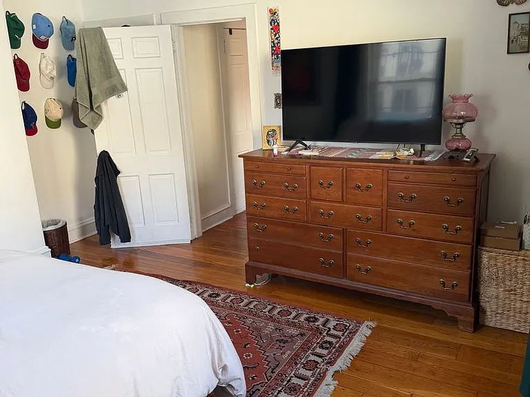 711 Walnut St — Photo 18