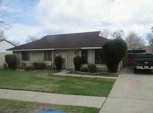 106 Titan Dr, Lafayette, LA 70508