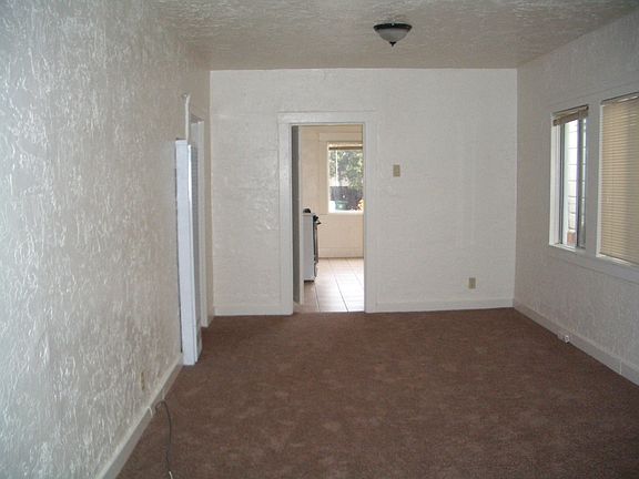 3rd image of 1616 96th Ave