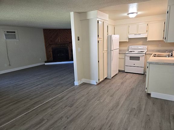 3rd image of 3866 S Gulley Ave