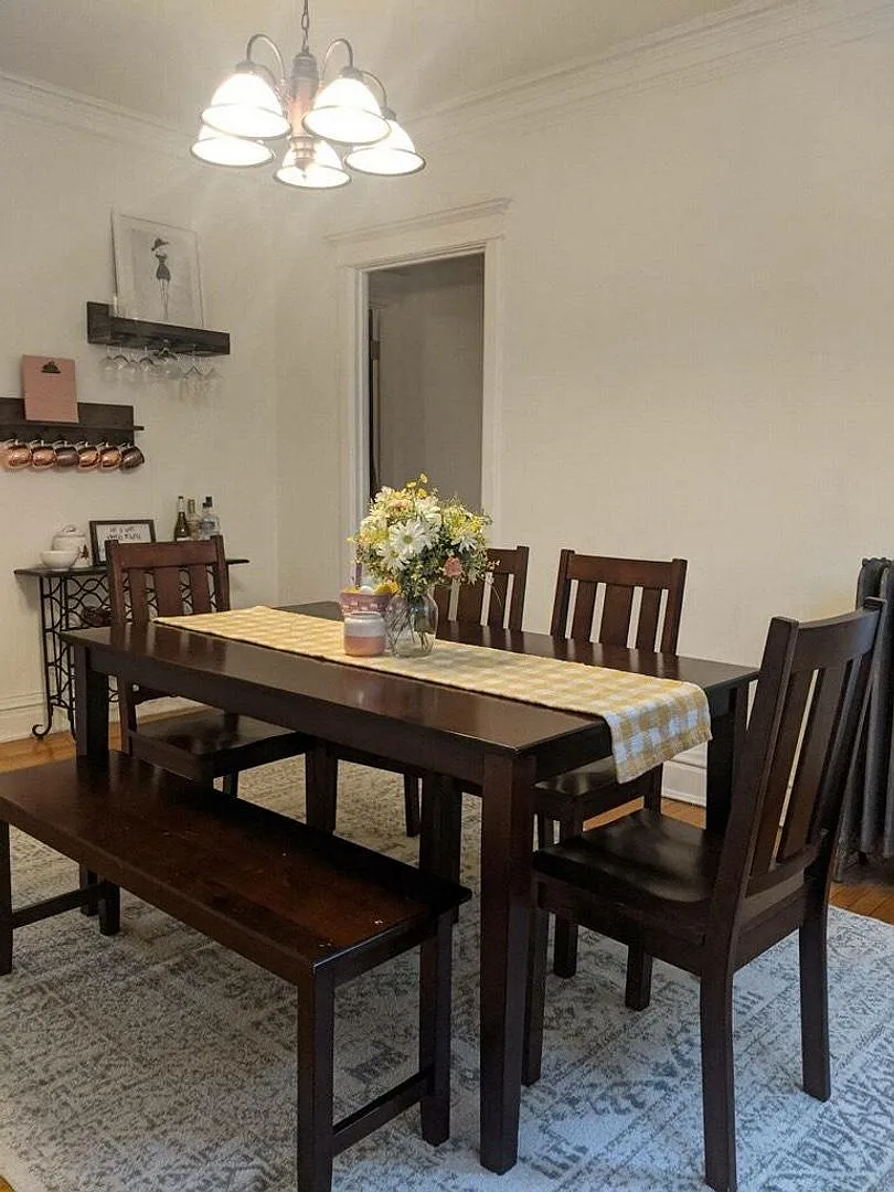 2 bed, 1400 sqft, $2,800 — Photo 3