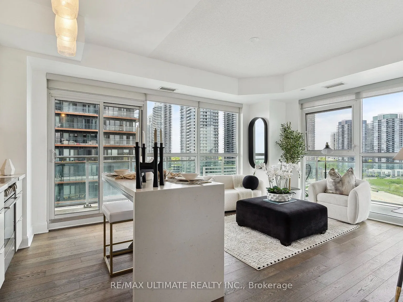 2 bed, $3,350 — Photo 4