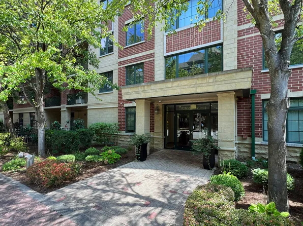 11 S Wille St APT 311, Mount Prospect, IL 60056