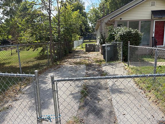 2nd image of 420 Morgan Ave
