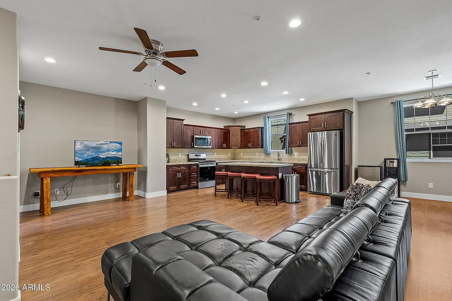 2545 W Cripple Creek Dr — Photo 3