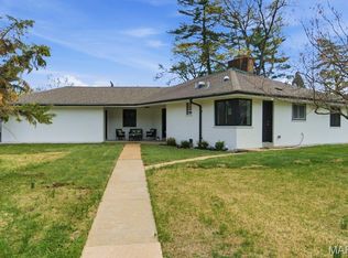 700 Jamaica Ct, Saint Louis, MO
