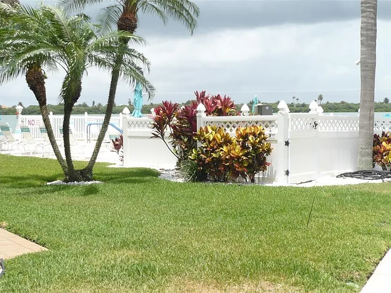 895 S Gulfview Blvd #203 — Photo 14