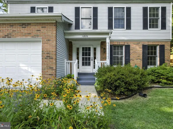 10820 Estate Ct, Fairfax, VA 22030