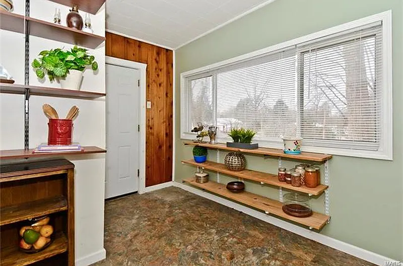 Thumbnail 17